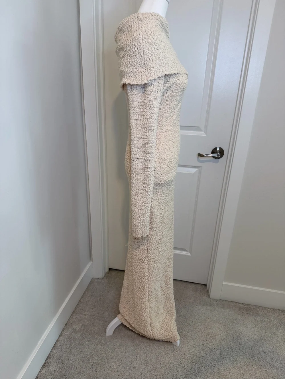 JLUXLABEL Off-Shoulder Cream Maxi Knit Dress - Picture 12 of 14